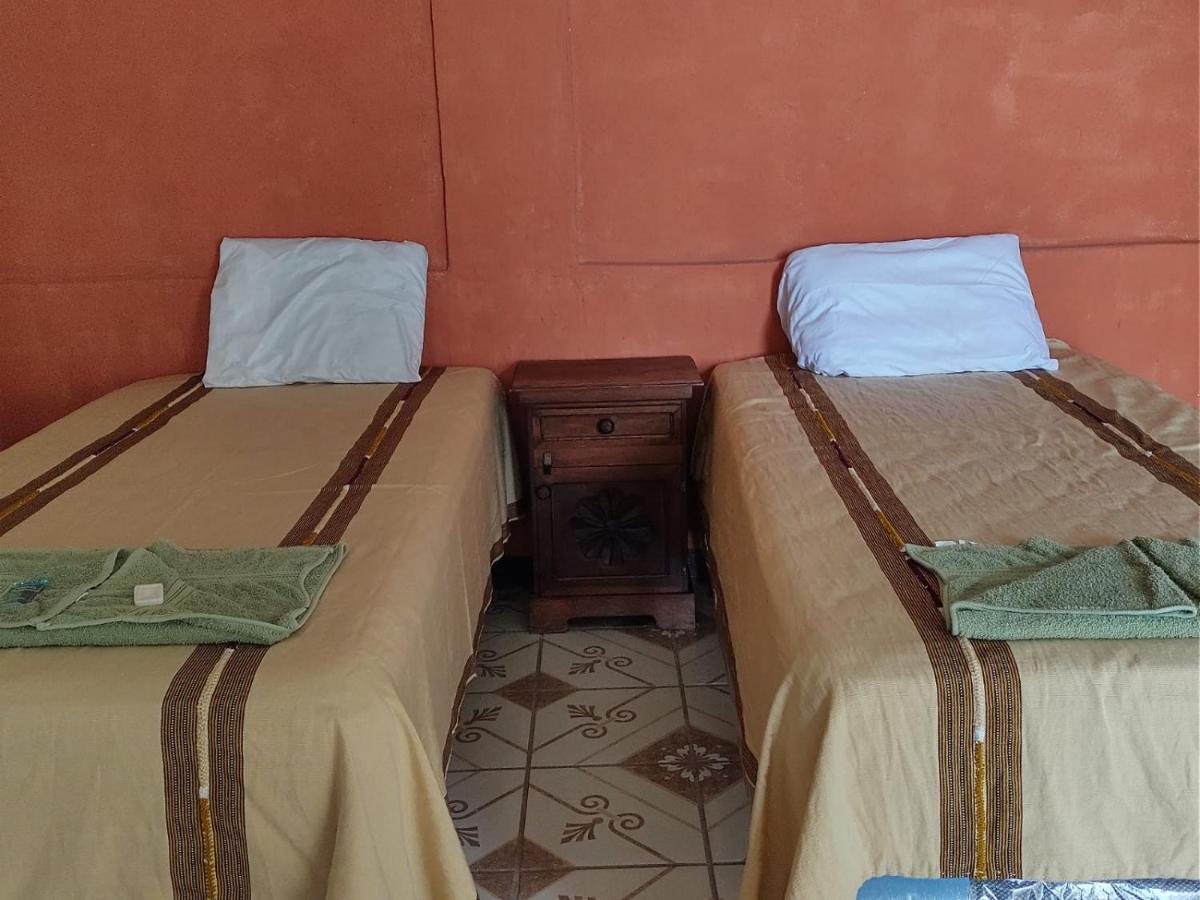 Casa Elefante Dormido Hotel Panajachel Ngoại thất bức ảnh
