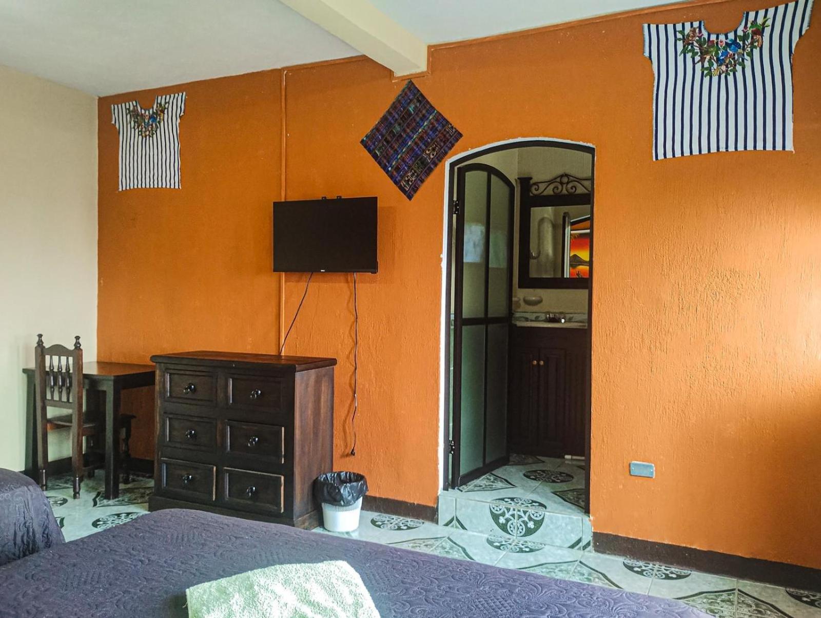 Casa Elefante Dormido Hotel Panajachel Ngoại thất bức ảnh