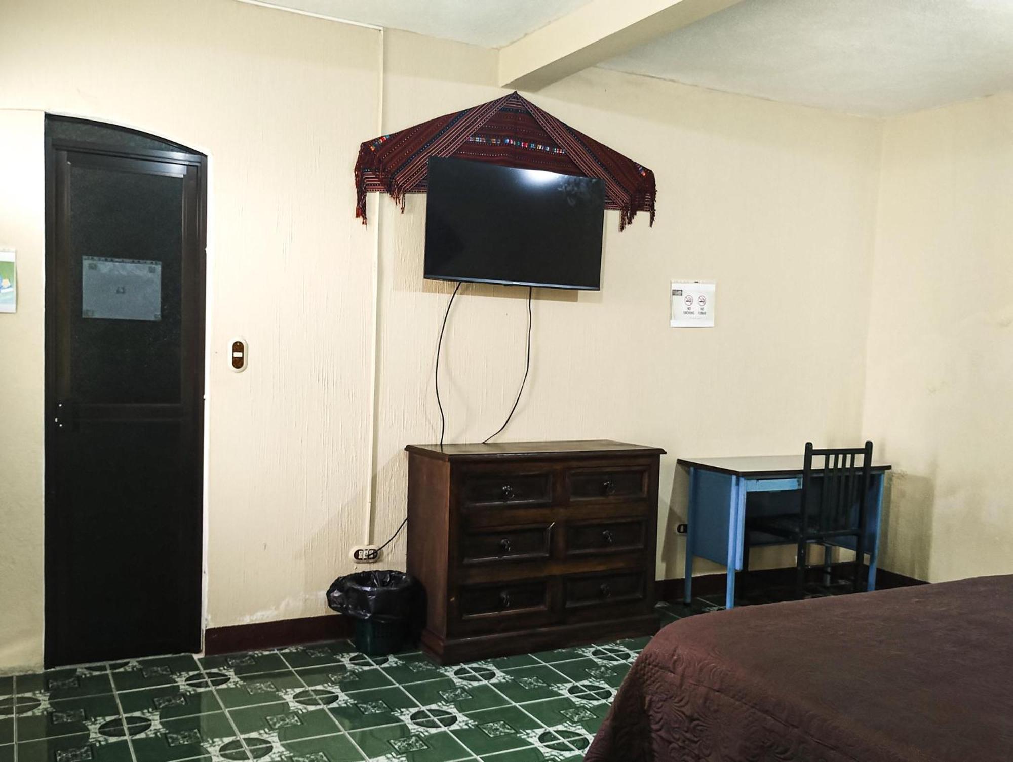 Casa Elefante Dormido Hotel Panajachel Ngoại thất bức ảnh