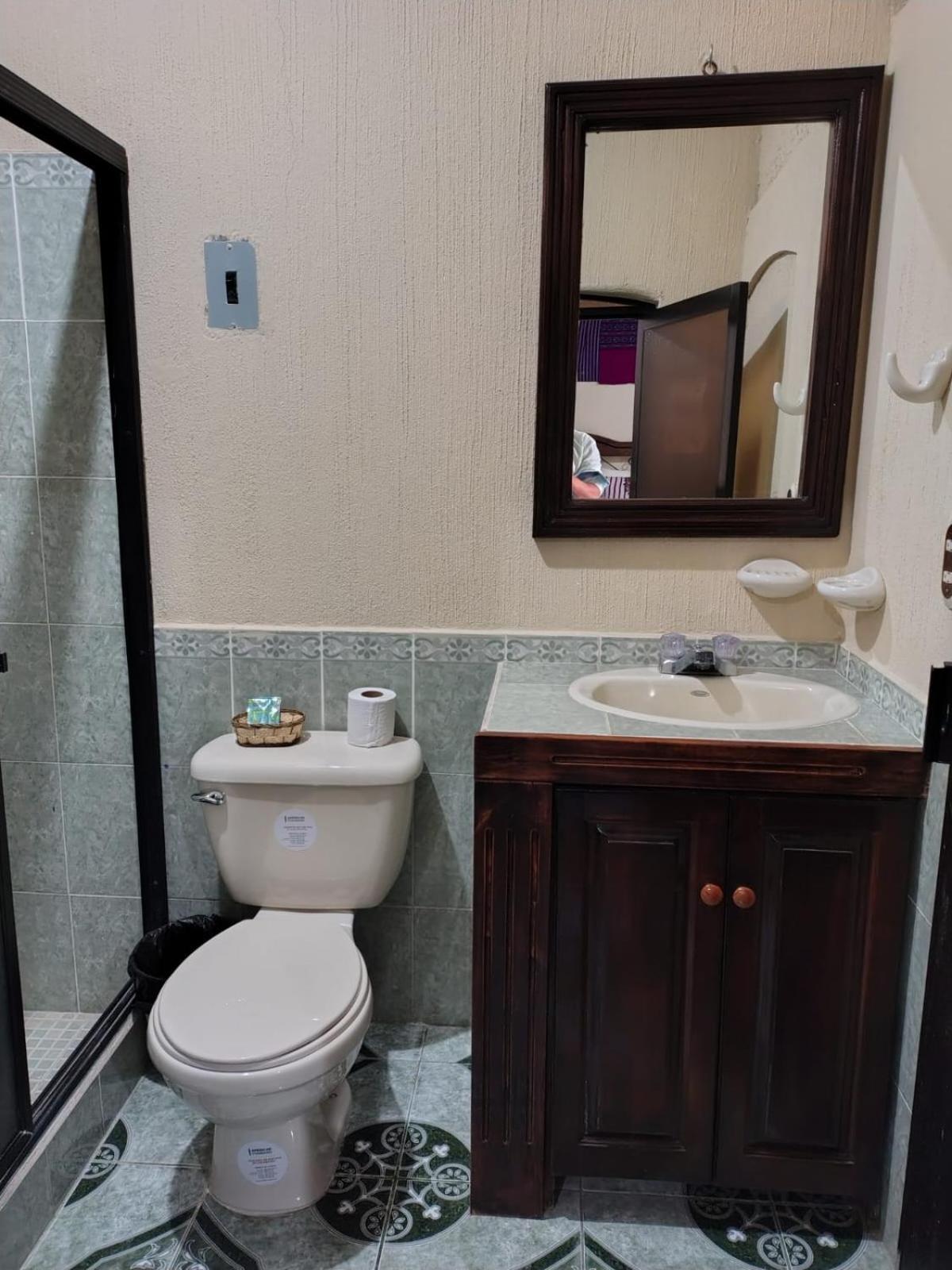 Casa Elefante Dormido Hotel Panajachel Ngoại thất bức ảnh